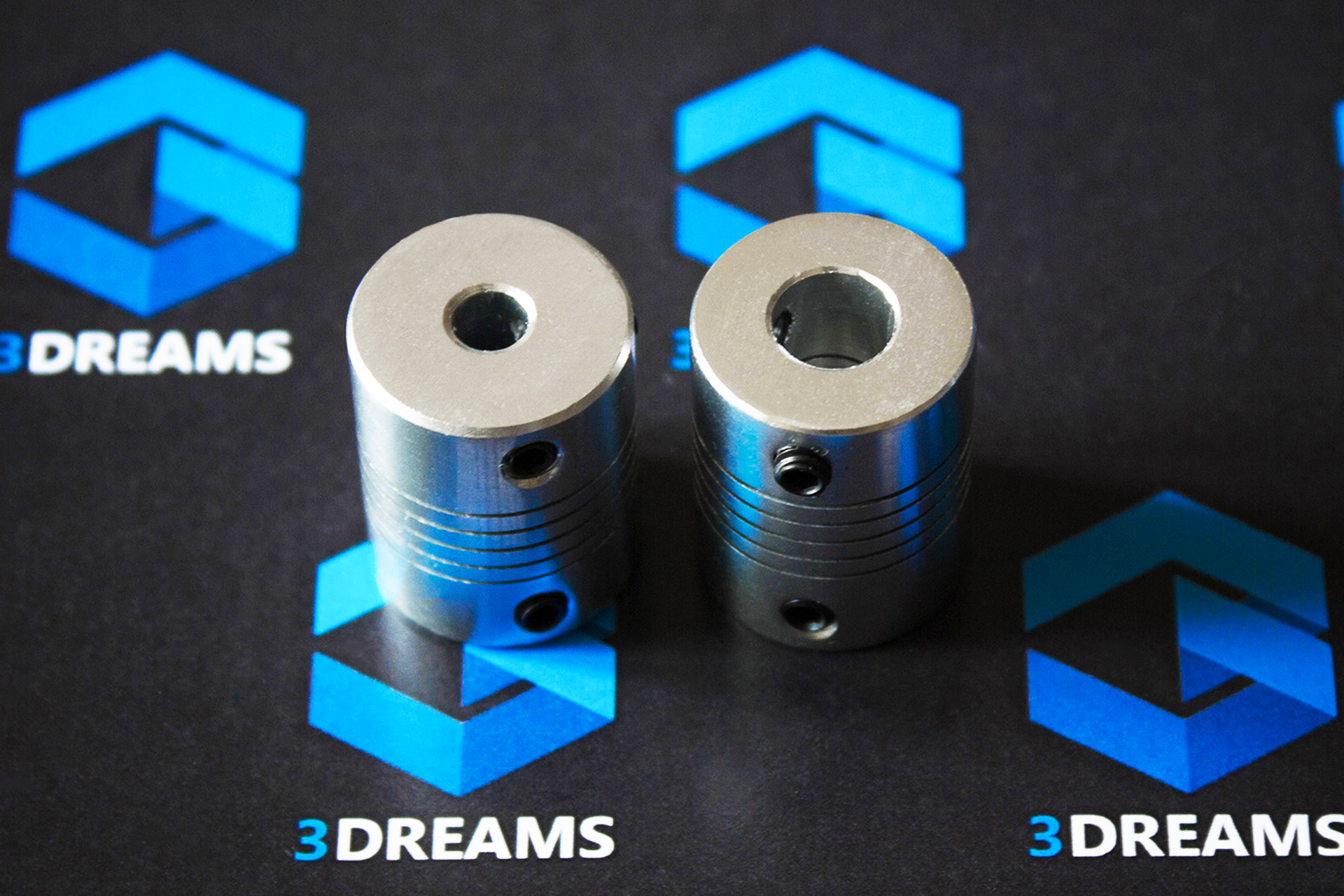 5 mm auf 5 mm Schaft flexibler Schrittmotor-Koppler 5 mm x 5 mm Kupplung CNC-Maschinen und 3D-Drucker Z-Achse 